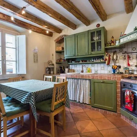 Casa D'epoca Nel Centro Di * Aosta