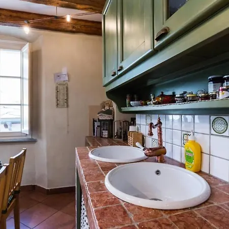 Casa D'epoca Nel Centro Di * Aosta